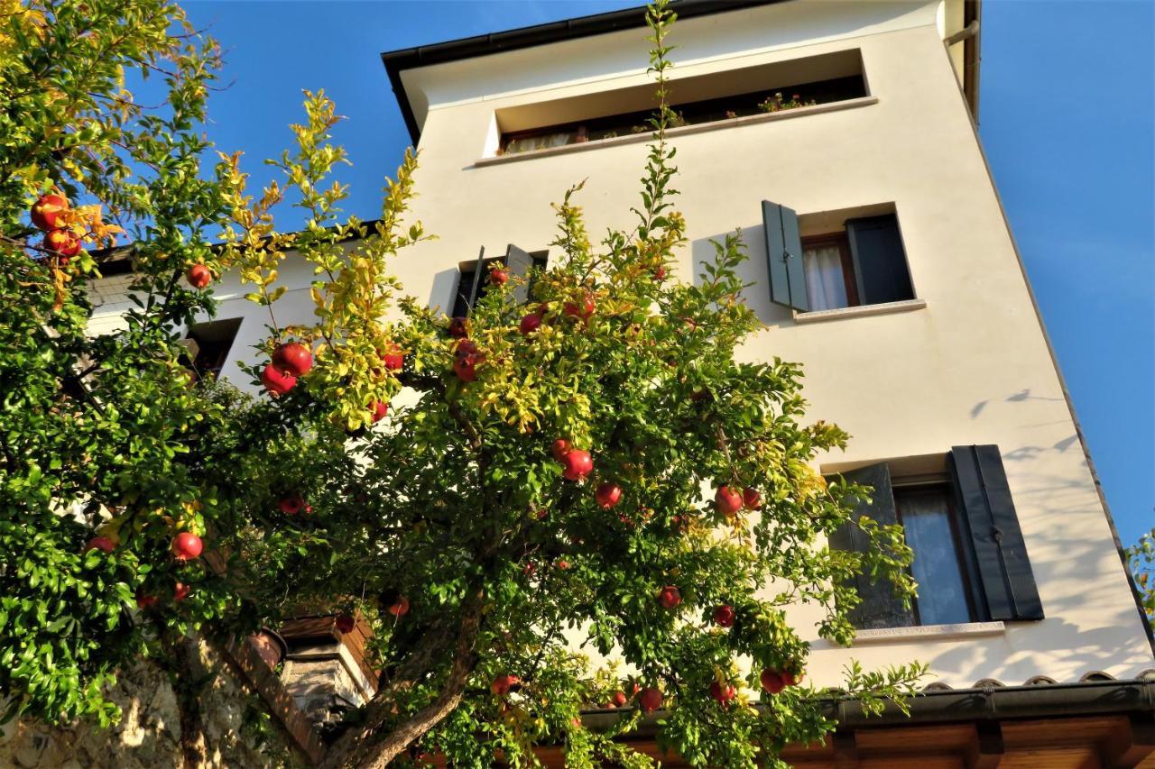 Locanda Alla Posta Borso del Grappa Luaran gambar